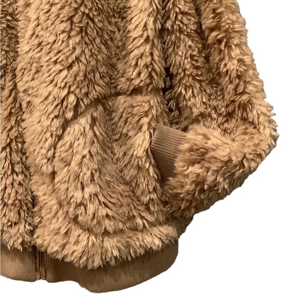 BB Dakota Teddy Or Faux-Fur Jacket - Picture 4 of 9